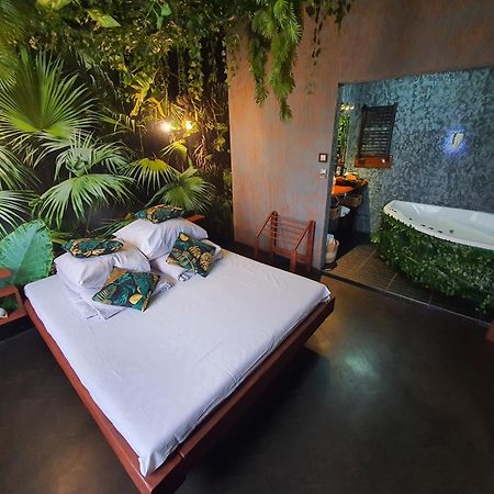 Tropicana Jacuzzi Apartment Krakov Exteriér fotografie