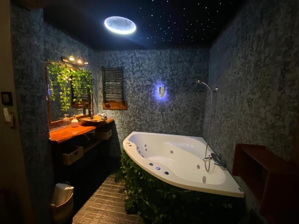 Tropicana Jacuzzi Apartment Krakov Exteriér fotografie
